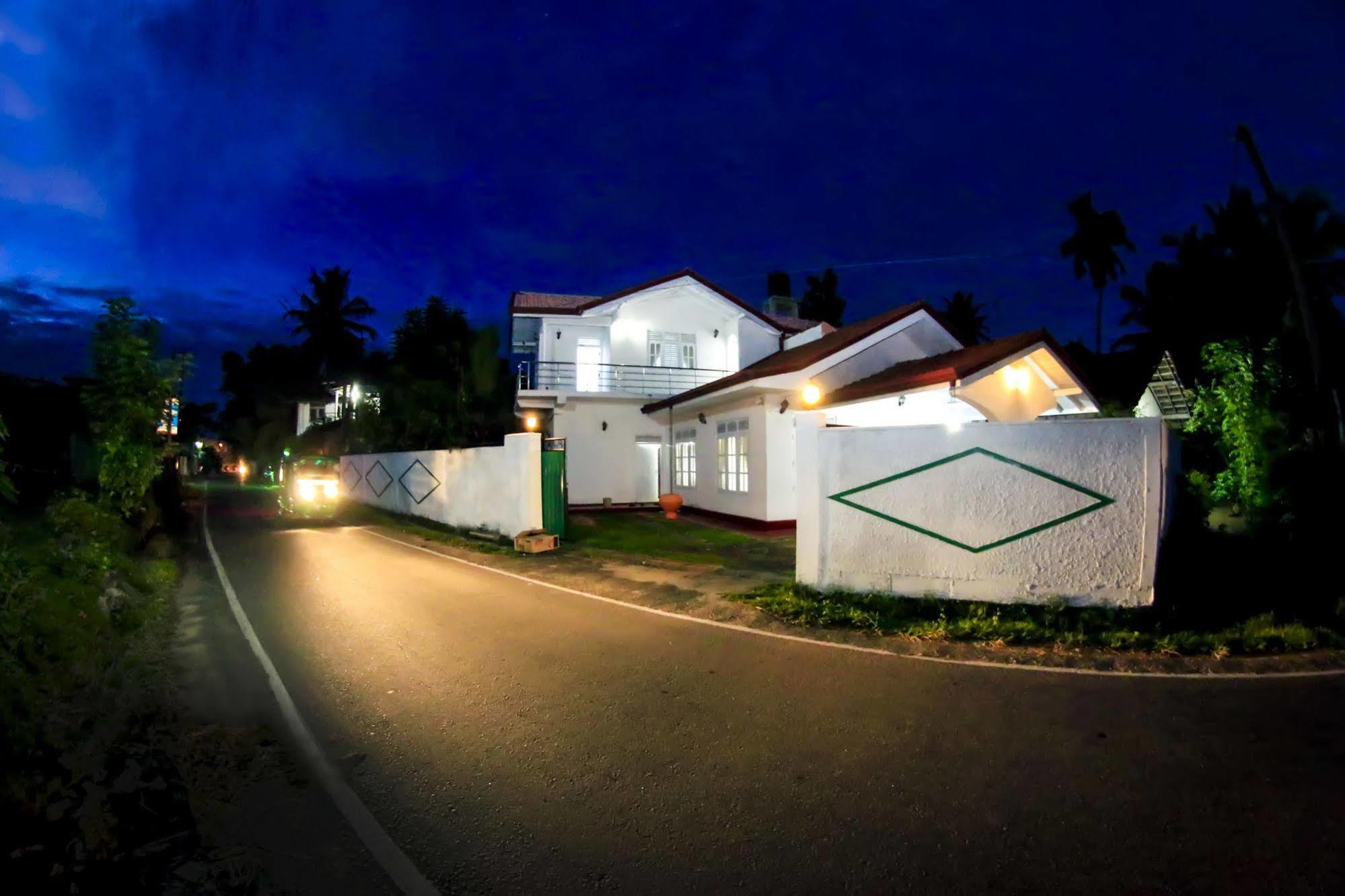White Villa Weligama Exterior foto